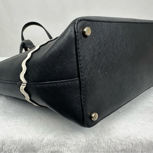 Kate Spade Ric Rac Tote - Picture 5 of 9